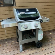 Weber grill - very gently used