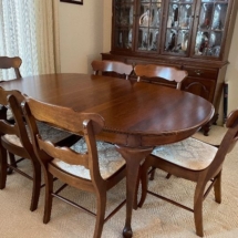 Ethan Allen solid cherry dining set- mint condition