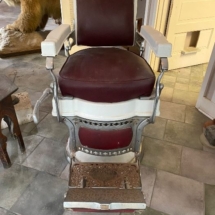 Antique barber chair- Koken