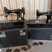 Featherlight singer sewing machines
