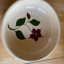 Large Watt pottery bowl