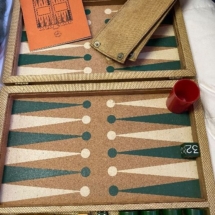 Vintage backgammon game by AP games - Bakelite playing pieces