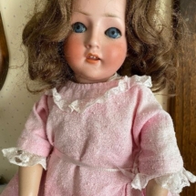 Antique Ravolo doll